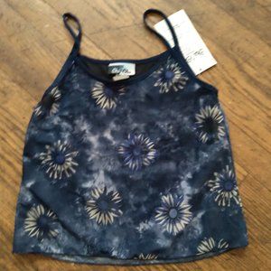 new loose fit flowered cami